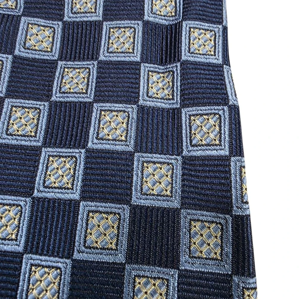 Hickey Freeman Mens Necktie Silk‎ Blue Square Pattern Hand Made in USA Luxury